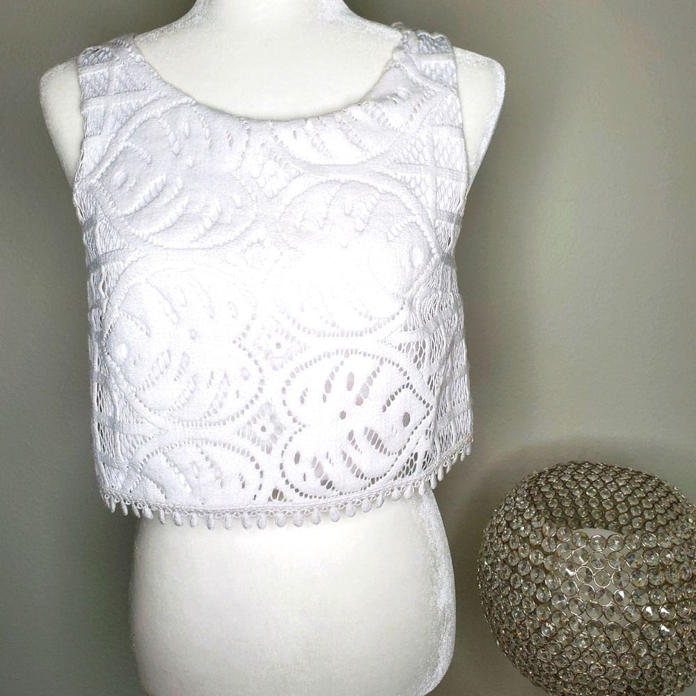 Lilly Pulitzer crop top size small